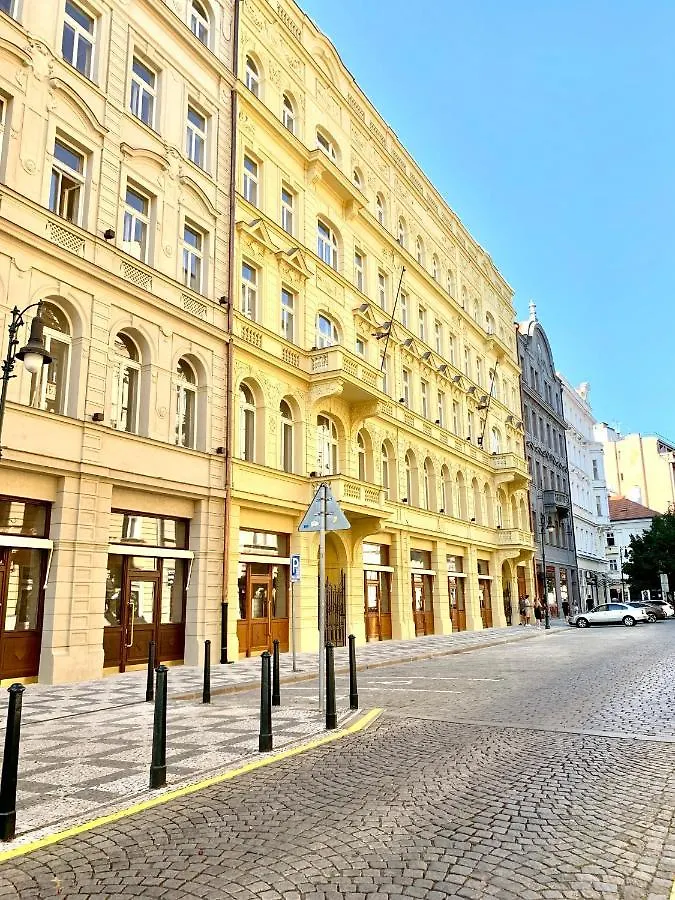 Residence Dlouha - Old Town Praga 4*,