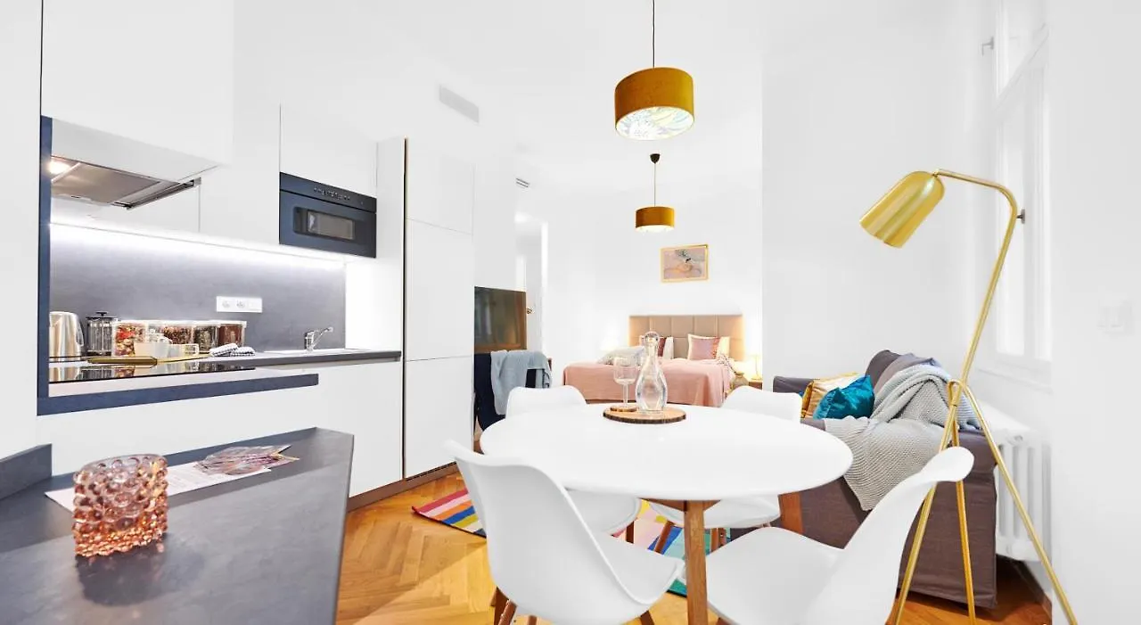 Residence Dlouha - Old Town Prag Tjeckien