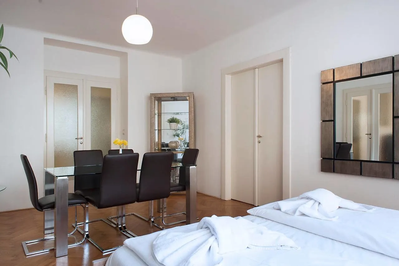 Lejlighedshotel Residence Dlouha - Old Town Prag